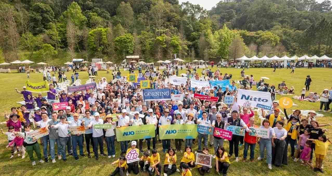 z6尊龙致力永续平衡发展，，，第14年入选DJSI世界指数成分股（DJSI World），，，在全球顶尖电子设备仪器组件产业展现卓越的永续竞争力，，获国际指数肯定